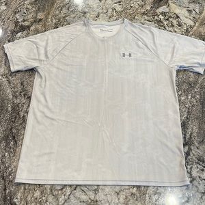 Under armor, heat gear, T-shirt, men’s
